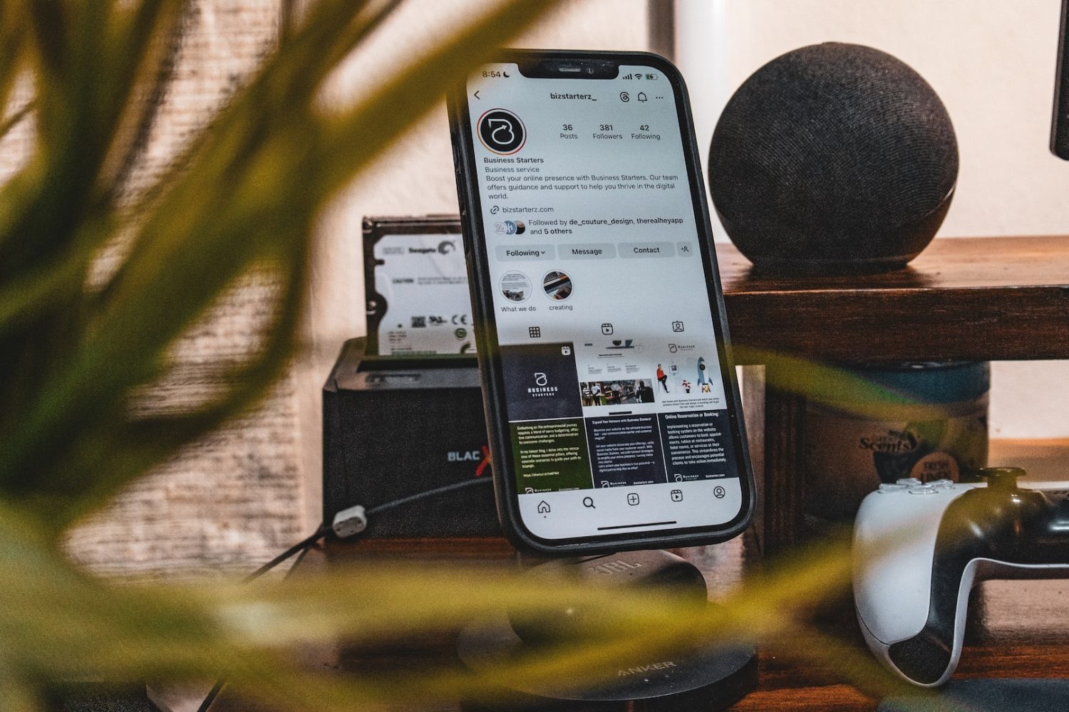 pro-affaires-htZZLU7TEXc-unsplash